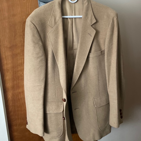 Cleaning out my closet! :) - Picture 2 of 9